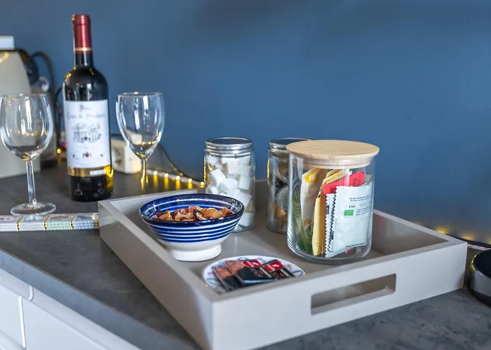 Lovely With Rooftop View Paris