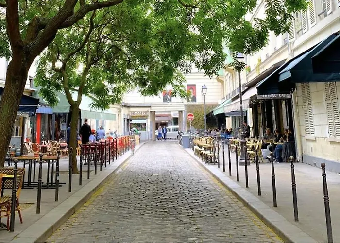 Lovely With Rooftop View Paris