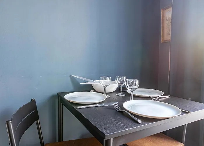 Lovely With Rooftop View Paris